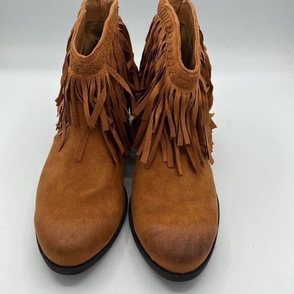 Qupid Fringe booties Tan Size 6 - Picture 2 of 9